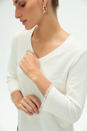 Women’s Everyday V-Neck Top - FAMILYWEAR