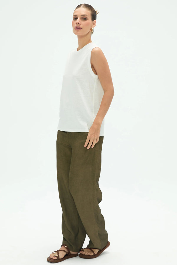 Women’s Relaxed Muscle Tank - FAMILYWEAR