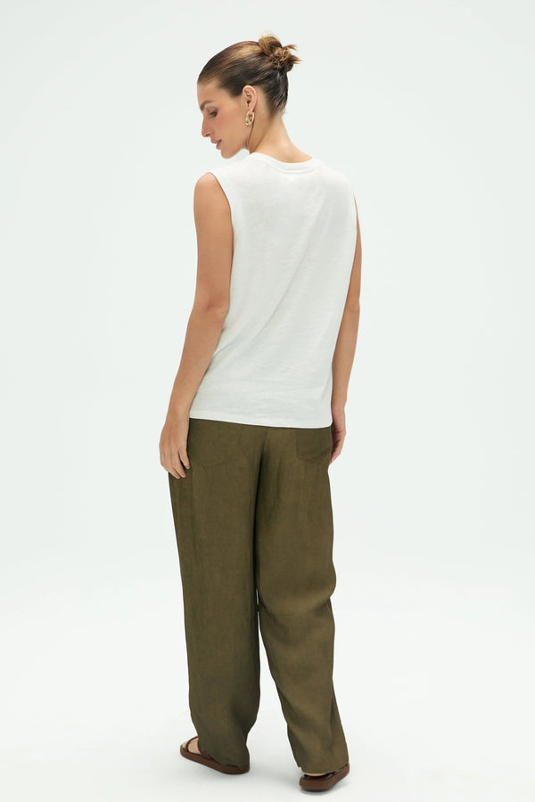 Women’s Relaxed Muscle Tank - FAMILYWEAR