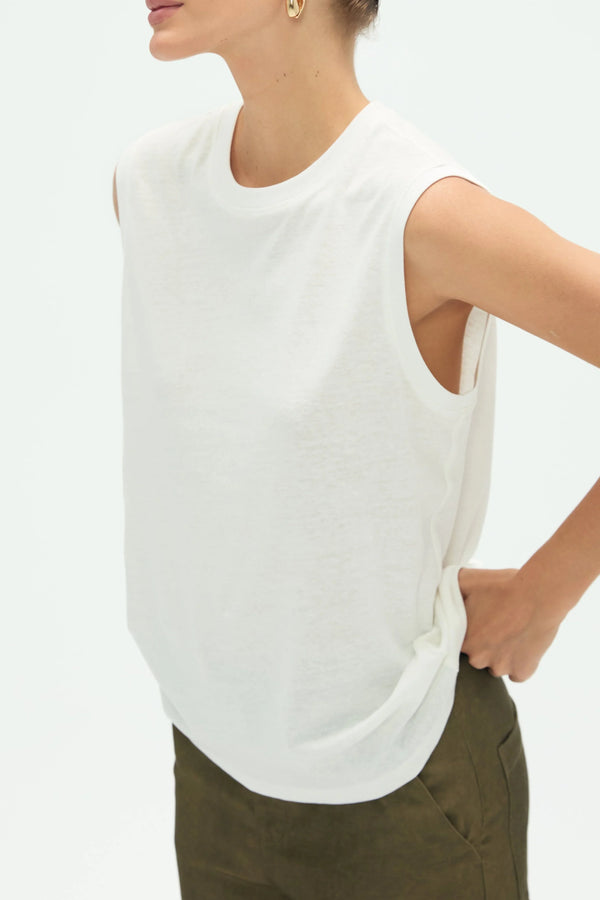 Women’s Relaxed Muscle Tank - FAMILYWEAR
