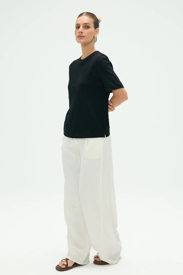 Women’s Modern Essential Crewneck Tee - FAMILYWEAR