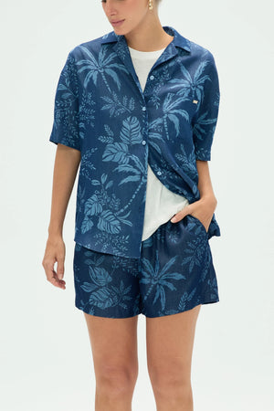 Women’s Tropical Relaxed Button-Up Shirt - FAMILYWEAR