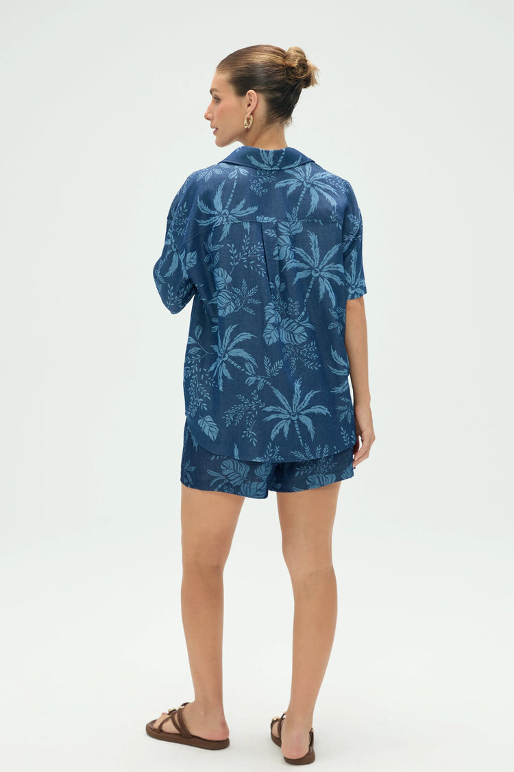 Women’s Tropical Relaxed Button-Up Shirt - FAMILYWEAR