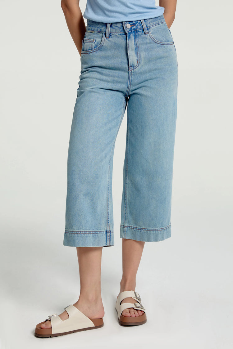 Women’s Cropped Wide-Leg Jeans - FAMILYWEAR