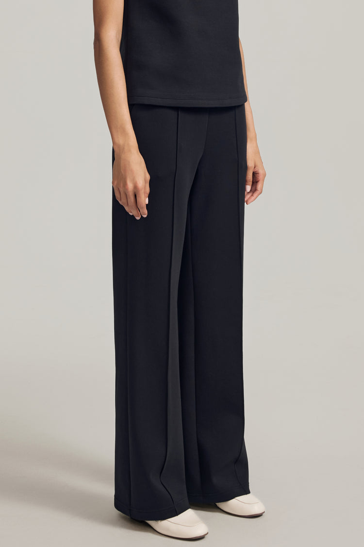 Women’s Luxe Flare Pant - Black