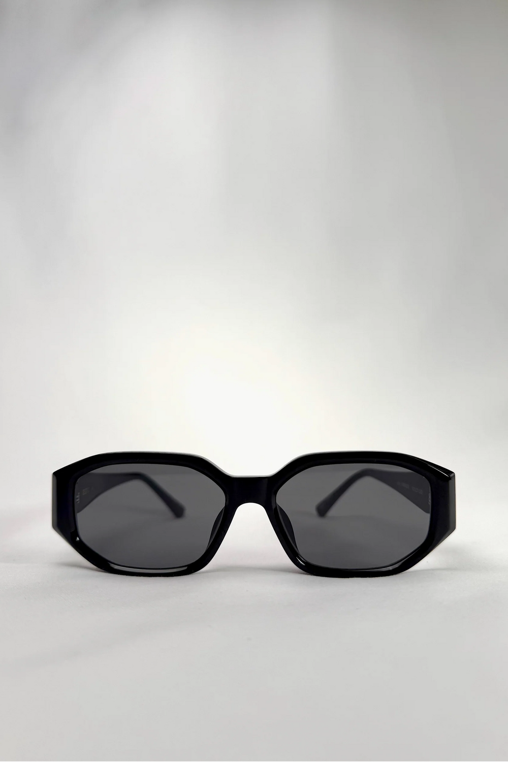 LYRA - BLACK